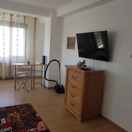Apartmán 3 Solid 385 Etaj 3 *